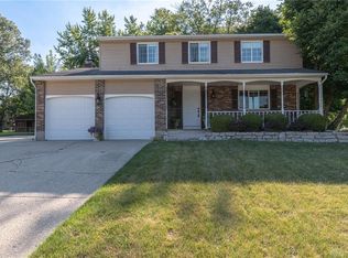 490 Village Square Dr, Dayton, OH 45458