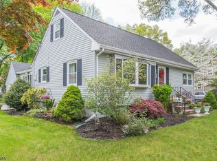 44 4th St, Pequannock, NJ 07440