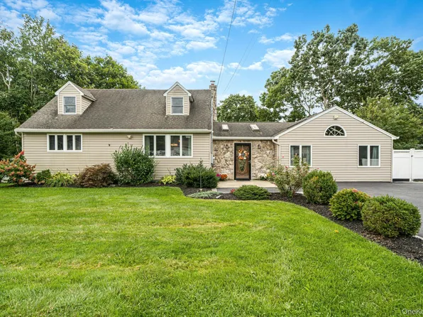 16 Happy Acres Drive, Shirley, NY 11967