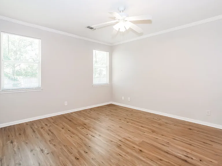 2401 Westheimer Rd — Photo 9
