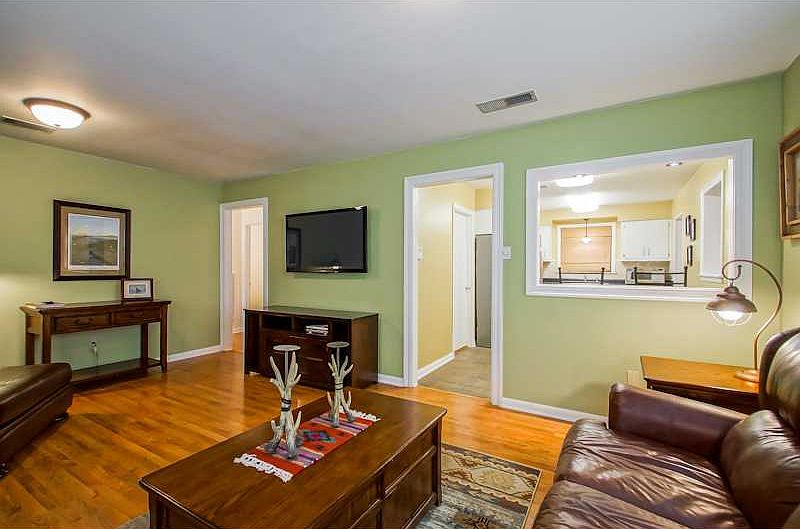 1st image of 3512 43rd St