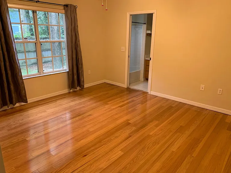 10617 SW 55th Pl — Photo 9