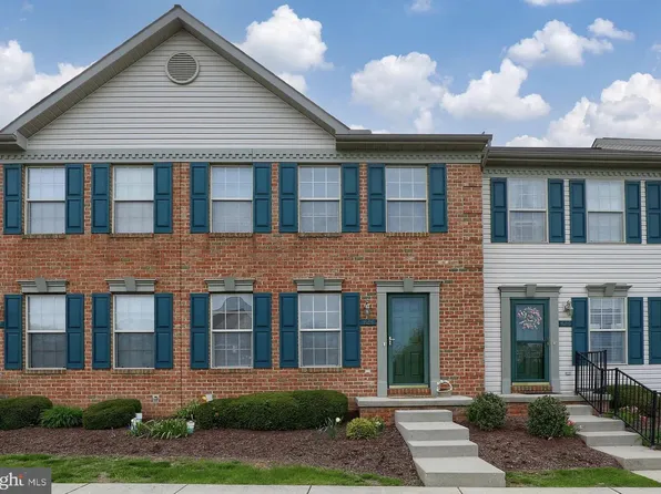 424 Cobblestone Ln, Lancaster, PA 17601