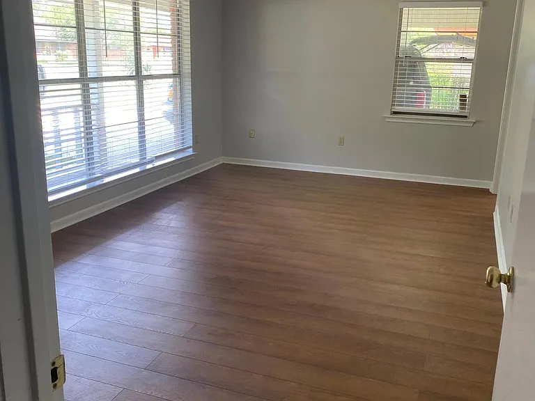 3044 Oakcrest Dr — Photo 21