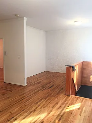 Rented by Pink Stone Realty LLC | media 23