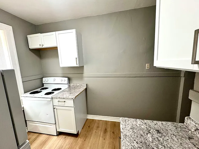 4223 Ellenwood Ave #102 — Photo 17