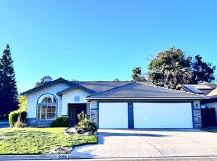 2250 E Vermont Ave, Fresno, CA 93720