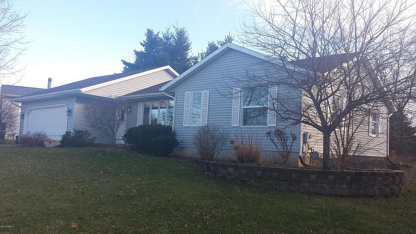 1st image of 4433 Briarhill Dr