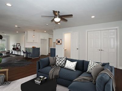 5105 De Lange Ln, Houston, TX, 77092