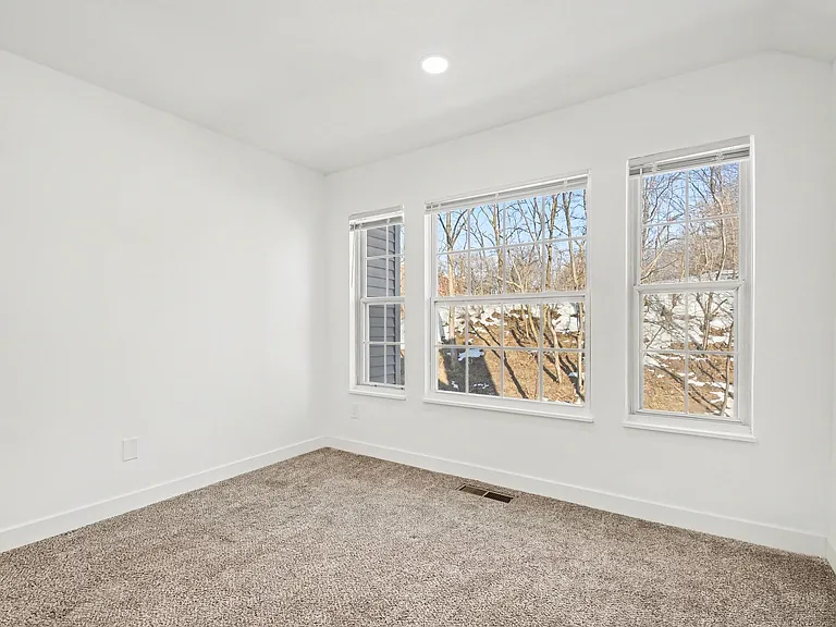 Harter Heights Place — Photo 32