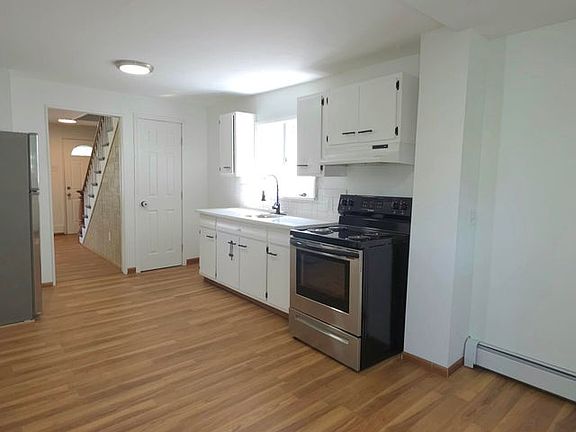 2nd image of 151 Wyoming St #1
