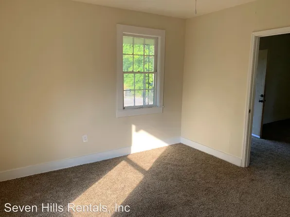 12 Davis St NE, Rome, GA 30161