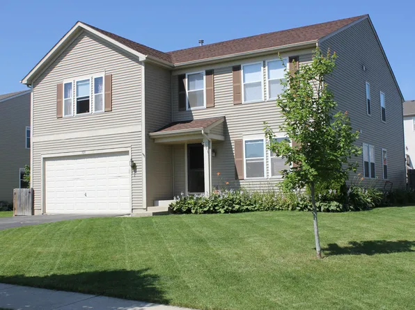 328 Greenbriar Blvd, Poplar Grove, IL 61065