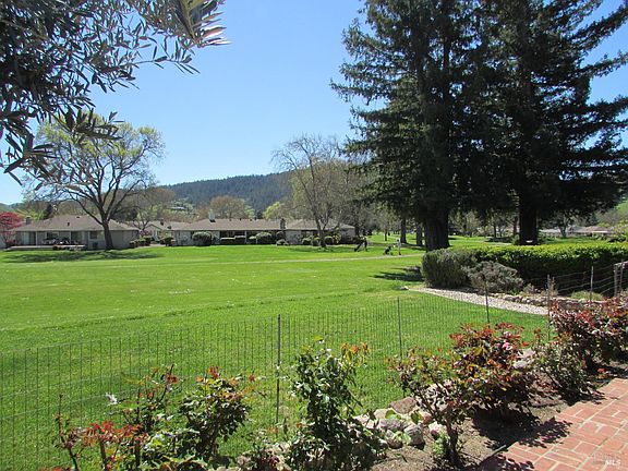 3rd image of 8923 Oakmont Drive