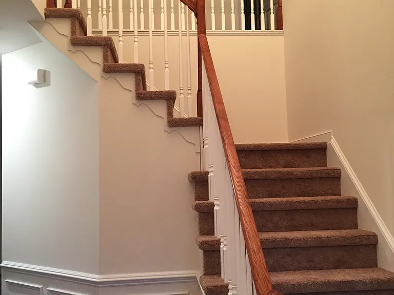 718 Bella Way — Photo 2