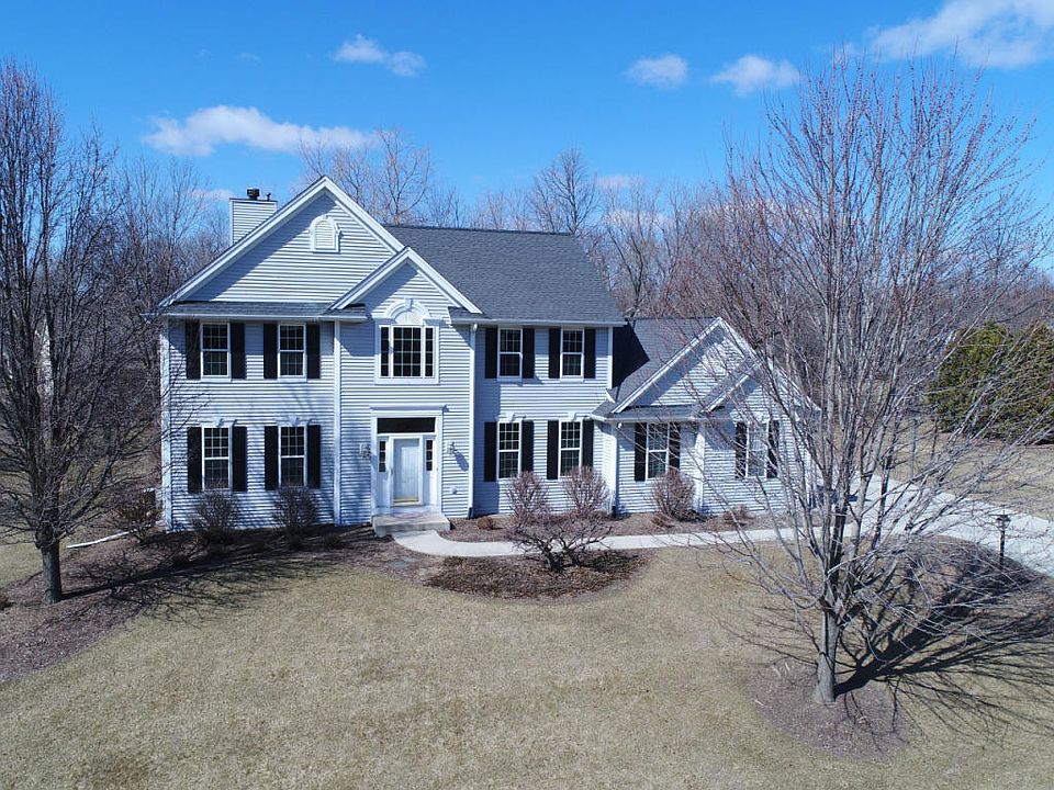 1st image of W242N7321 Old Oak Dr