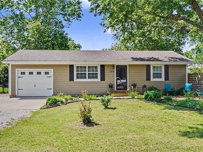 218 Cedarlane Dr, Wellsville, KS, 66092