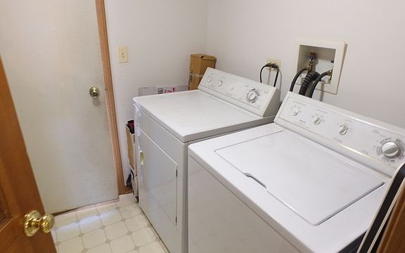 4th image of 7021 S Stratton Ln #7021