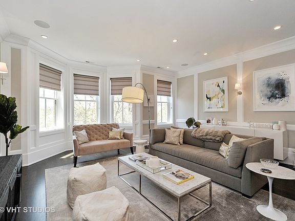 3rd image of 1905 N Bissell St #3
