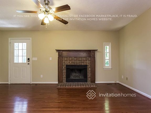 3rd image of 3808 Mountain View Rd NW