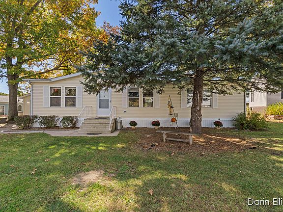 2nd image of 1133 Yeomans St Lot 63