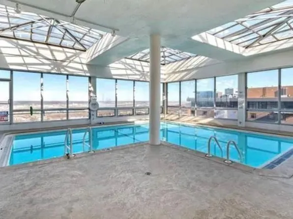 700 E 8th St Unit 16R, Kansas City, MO 64106