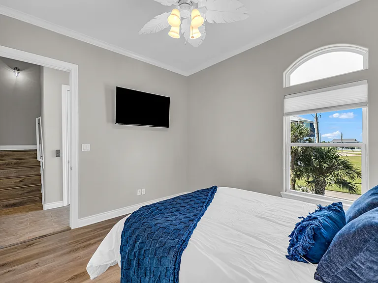 25043 Sausalito Dr — Photo 33