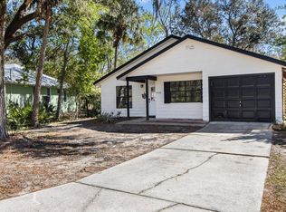 11140 W Thoreau Pl, Crystal River, FL 34428