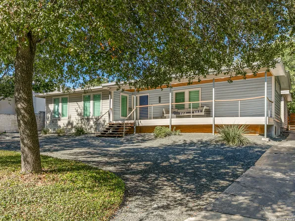 825 Garraty, Terrell Hills, TX 78209