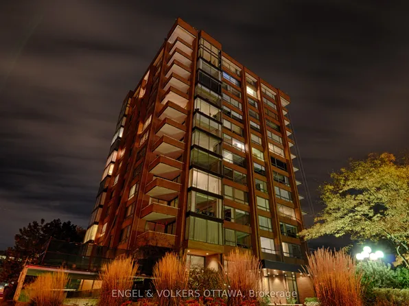 40 Boteler St #1102, Ottawa, ON K1N 9C8