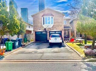 321 Wallenberg Cres, Mississauga, ON L5B 3N1