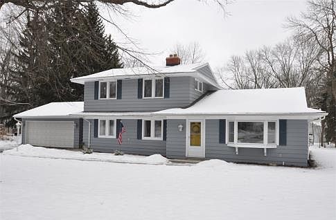 1st image of 1546 N 122nd St