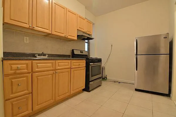 Rented by David Hirsch, LREB | media 29