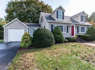 1933 Mendon Rd, Cumberland, RI 02864