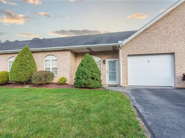 61 David Dr, New Kensington, PA 15068