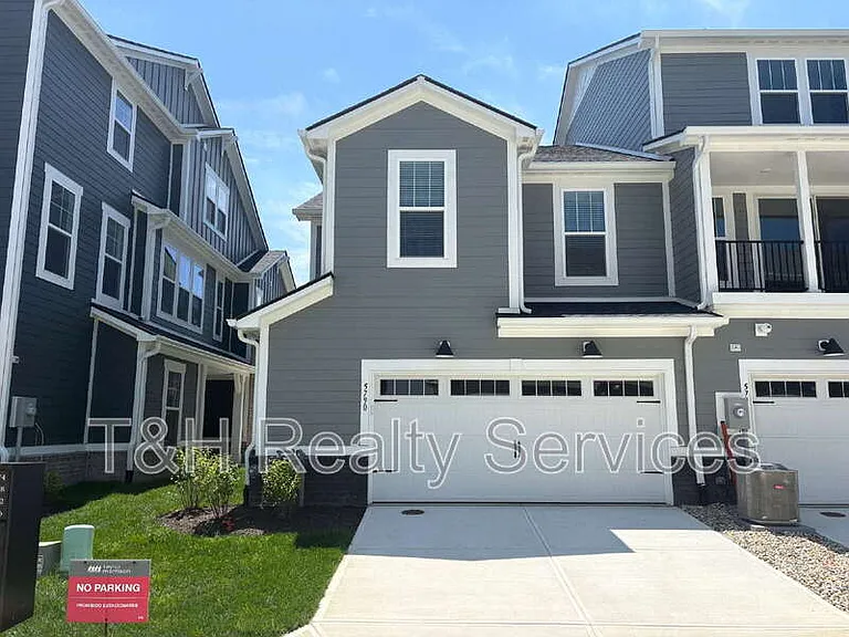 5790 Arcade Blvd — Photo 2