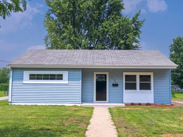 2104 Chestnut Ave, Sterling, IL 61081