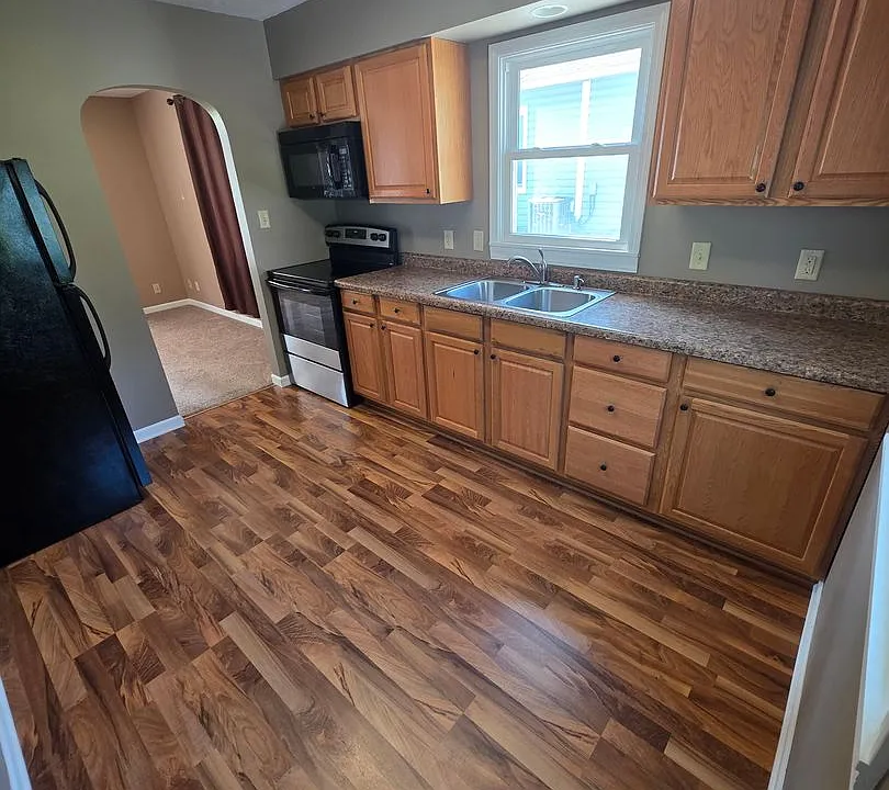 619 Gerecke St