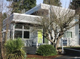 1910 NW 96th St, Seattle, WA 98117