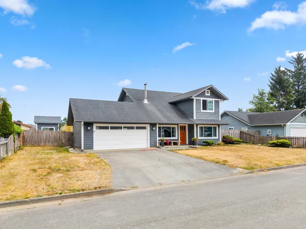 120 Victoria Ln, Crescent City, CA 95531