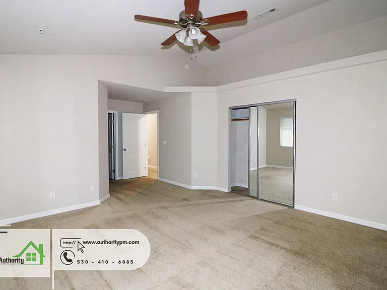2381 Yellow Finch Way — Photo 19