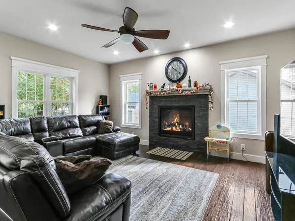 W886 Wisteria ROAD, Genoa City, WI 53128