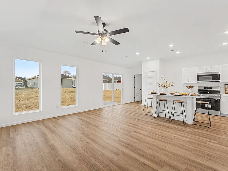 1534 N Claire St — Photo 9