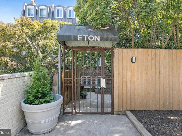 1236 Eton Ct NW #T19, Washington, DC 20007