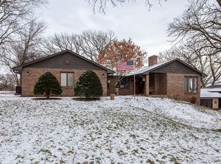 433 Ridge Dr, Geneseo, IL 61254