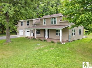 2777 S Roberts Rd, Forestville, NY 14062