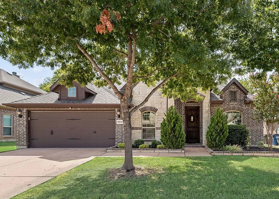 Magnolia Ridge Dr