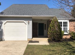 17 Emory Ln, Mount Laurel, NJ 08054