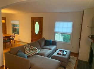 4147 SE Taggart St, Portland, OR 97202