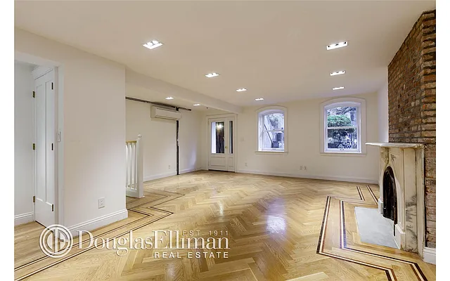 Sold by Douglas Elliman | media 15